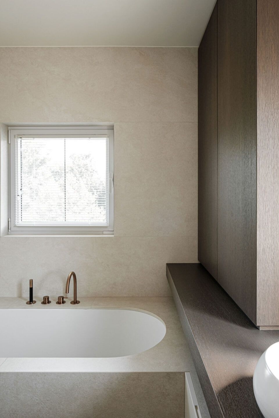 Josfien maes renovatie badkamer luxe keramisch parket interieur psm woodstoxx dupont 7